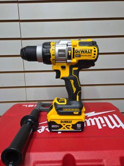 NEW DeWalt 20V Flexvolt Brushless 3-Speed Hammer Drill With 5AH Battery