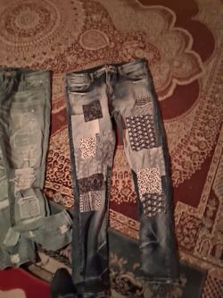 8 PAIRS OF JEANS