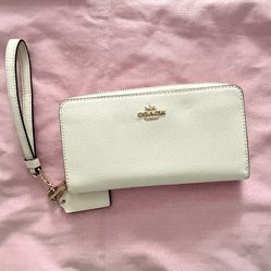 COACH WRISTLET ACCORDION WALLET 
