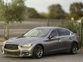 2017 INFINITI Q50