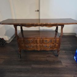 Thomasville French Provincial Louis XV Pecan Buffet Server or Bar Cabinet, Circa 1970s