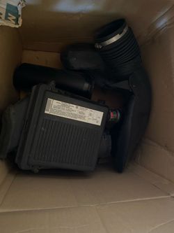 2006 Chevy Silverado/ Sierra/ Tahoe/Yukon OEM air box