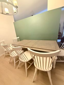 Comedor de 6 sillas en buenas condiciones