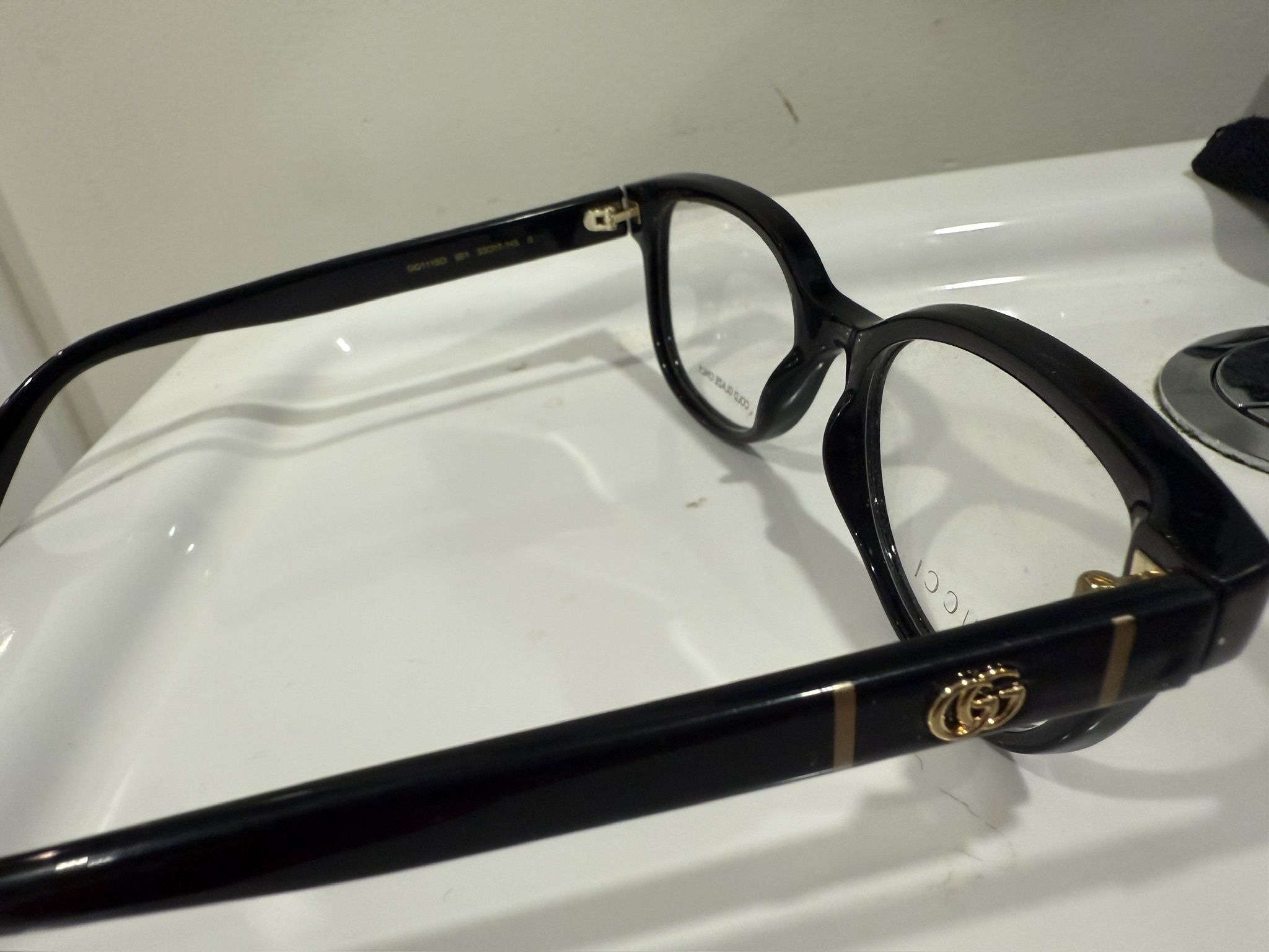 Gucci Eye Glasses, New, Unique, Classy, And Even Traditional (818)405-3603