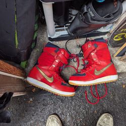 Size 13 Nike SB Boots