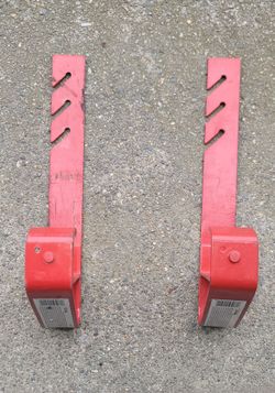 Qual-Craft Model #2502 90-Degree Fixed Roof Brackets (Pair)