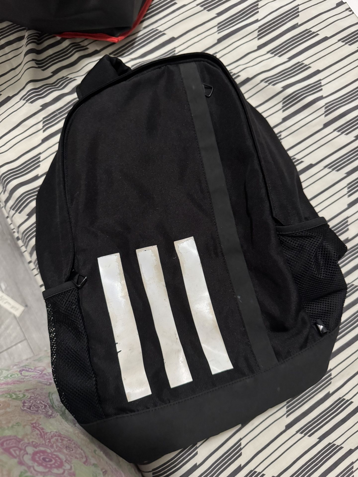 ADIDAS 3 STRIPES