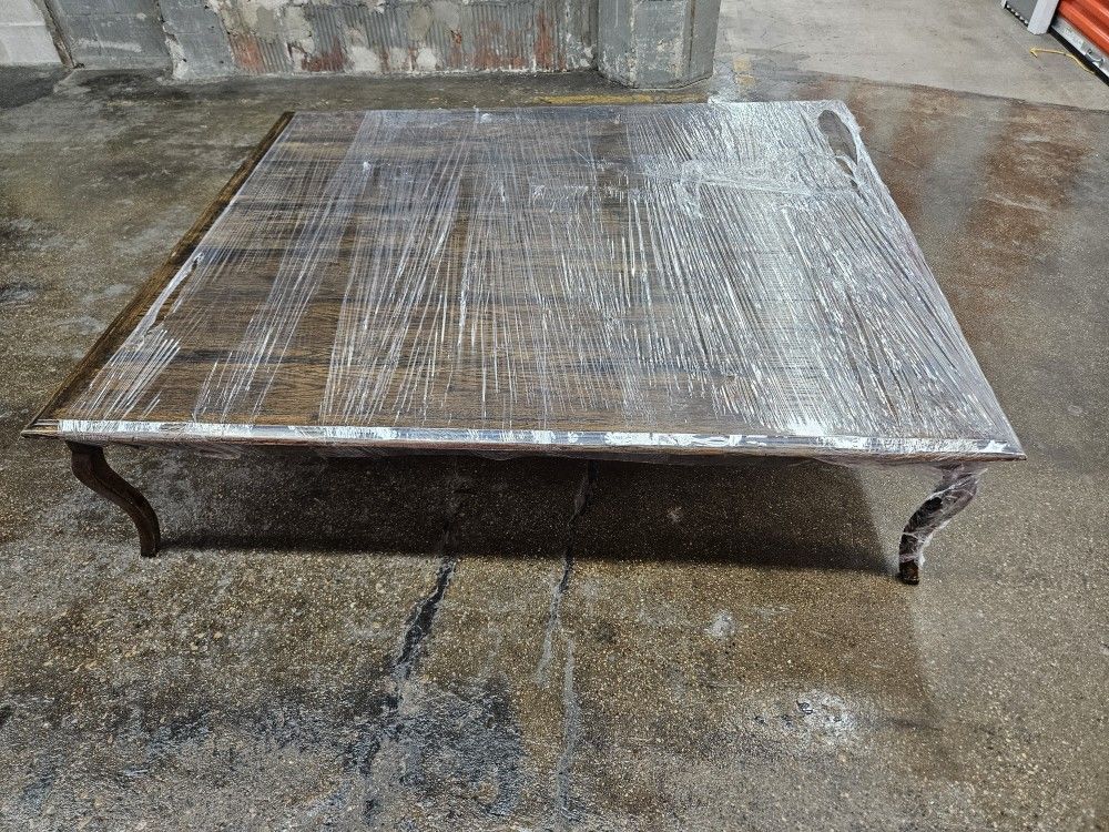 Coffee Tabpe 6 Ft By 5 Ft By 18 Inches Tall