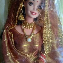 INDIA WEDDING FANTASY HOLIDAY BARBIE DOLL