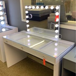 Vanity Set Desk & Mirror 