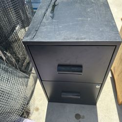 File Cabinet (no Key)