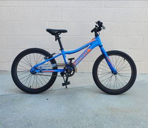 Giant XTC Jr 20 Bike - In Great Condition