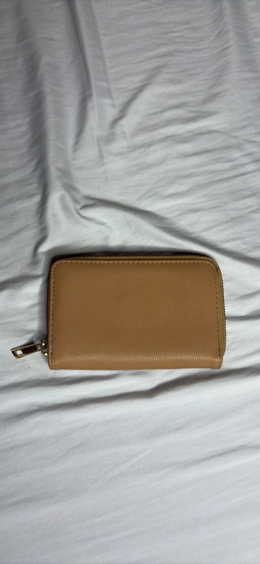 Women’s Luxury Wallet – Beige with Gold Accents & Dark Red Interiory