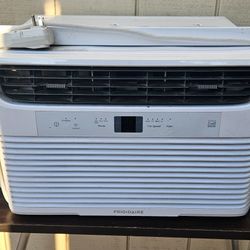Frigidaire Window AC Unit