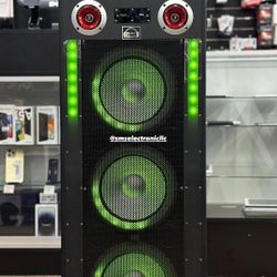 Altavoz Bluetooth con pantalla táctil y micrófono