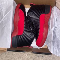 Jordan 12 Size 3Y