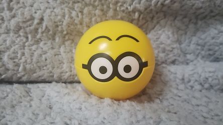 Gold minion