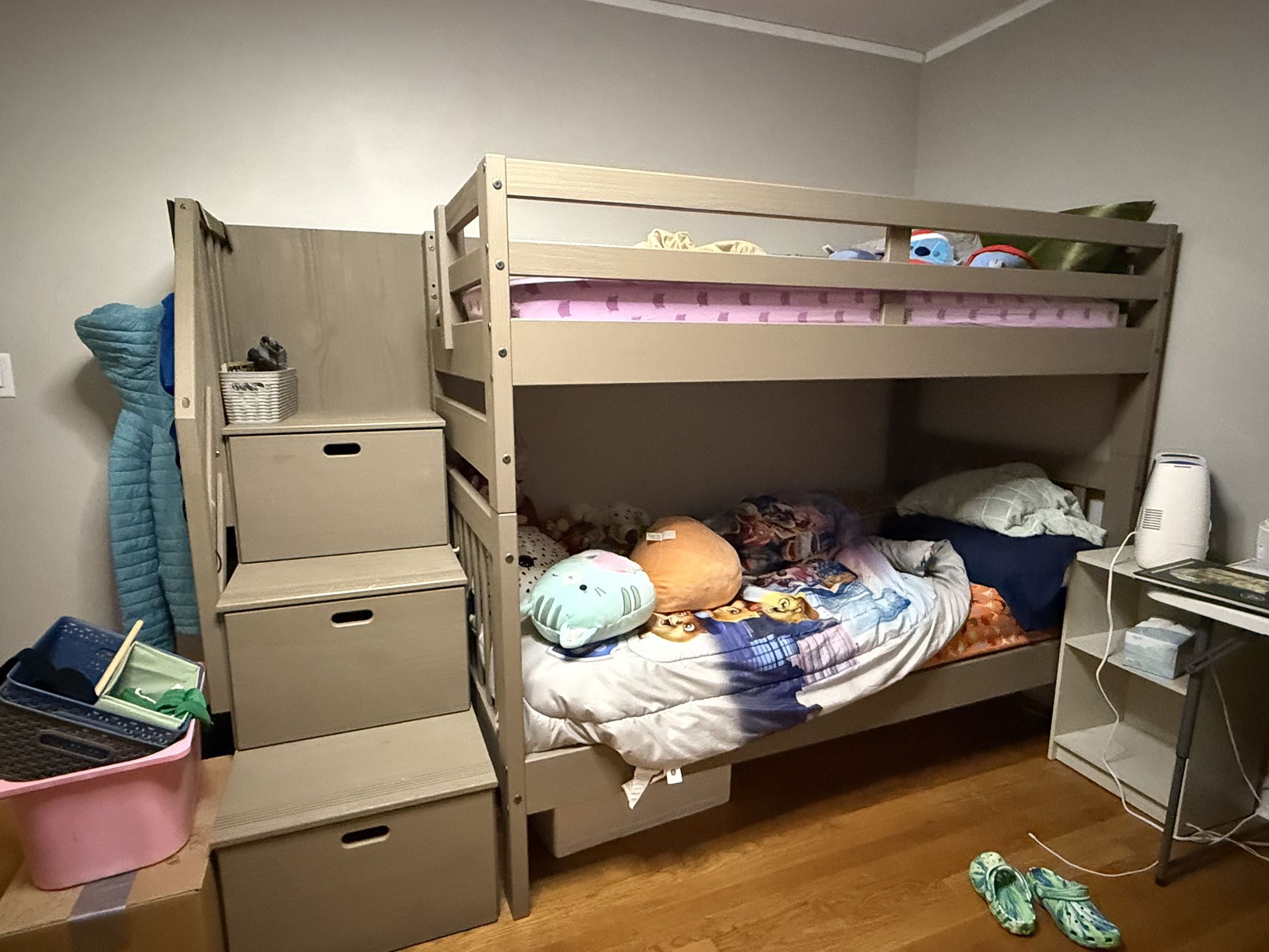 Ahmia Kids Twin Over Twin Bunk Bed