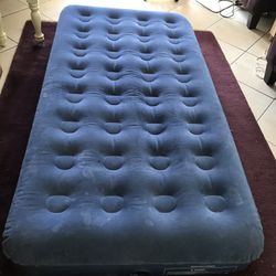 Original aeorobed tween size, comes with-carrying bag and accessories.