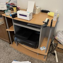 Desk For Computer Good Quality