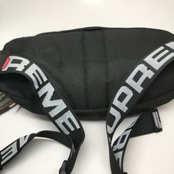 Supreme Adjustable Nylon Zip Bi Compartment Waist Pack