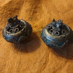 Rare delectable hard to find foo dog, Brass/Jade Incence burner X2 will not separate.