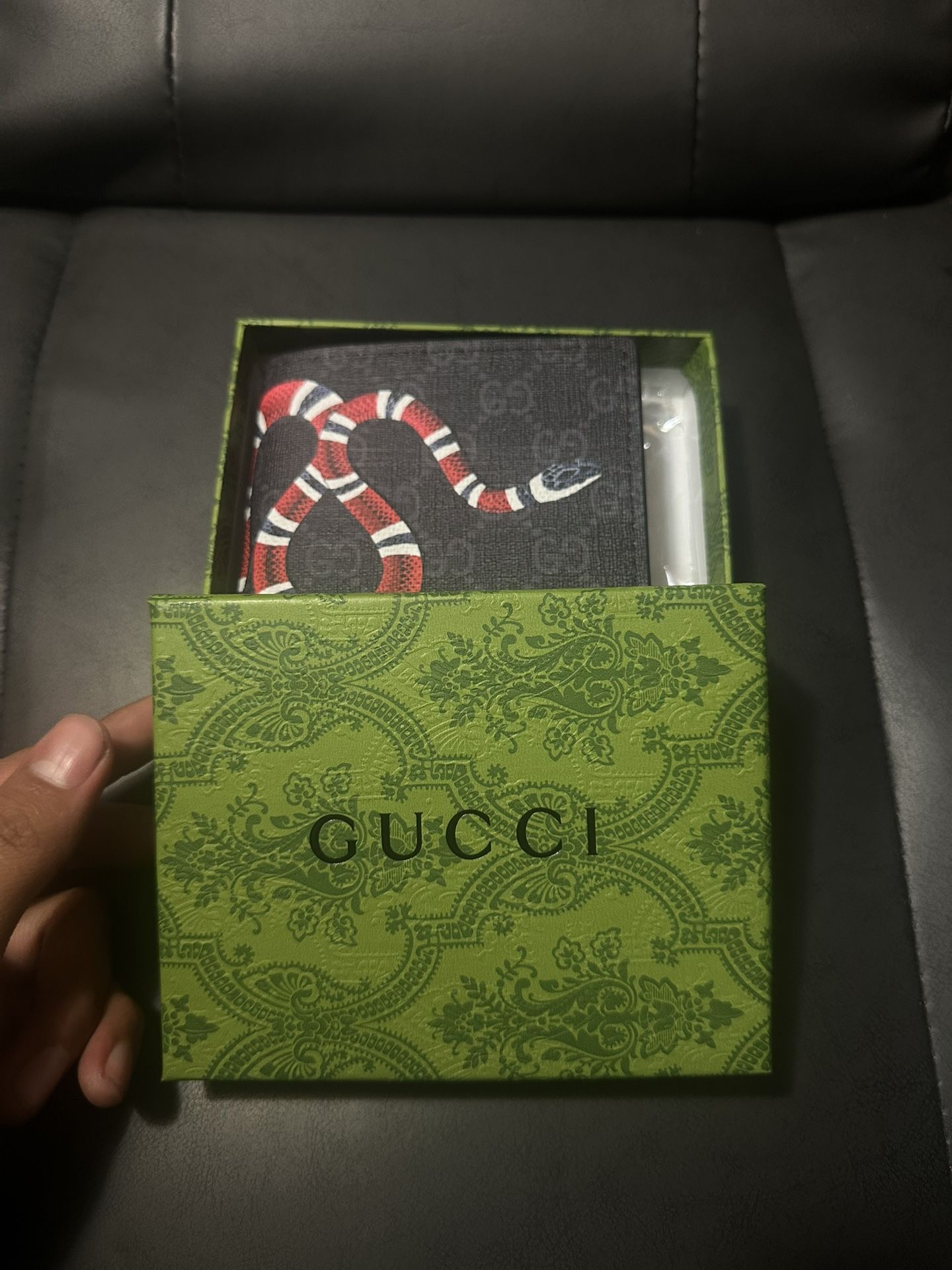 Authentic Gucci Wallet 