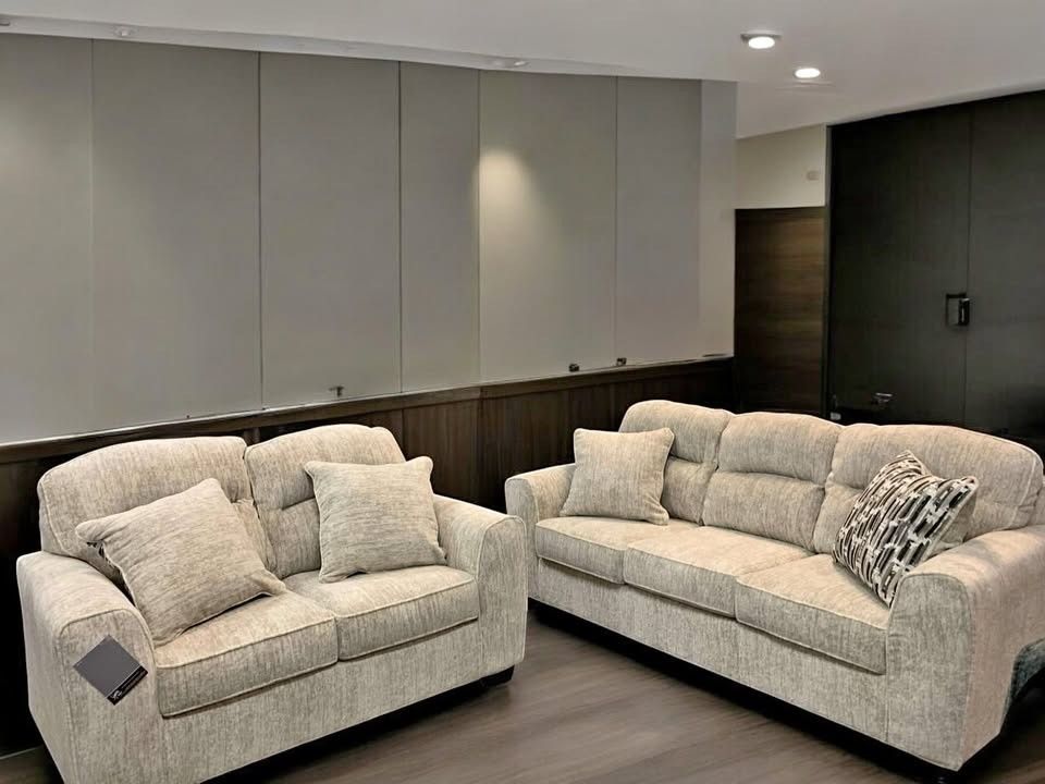 Lonoke Sofa & Loveseat // Living Room Set // New 🆕