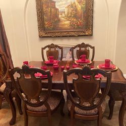 Selling Dining Table With 2 Extensions 