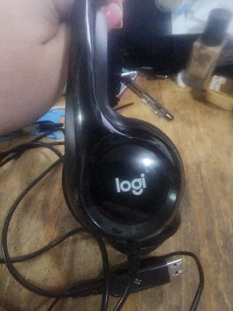 Logitech Headset With Mic
