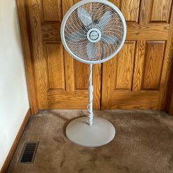 Lasko Oscillating Fan