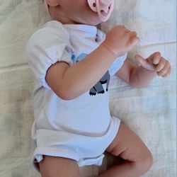 REALISTIC REBORN BABY DOLL,(nueva)