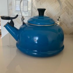 Le Creuset Kettle