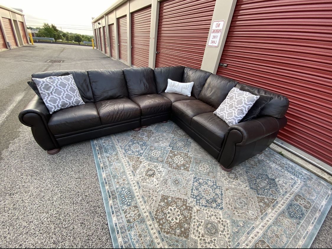 $1000 OBO Raymour and Flanigan Marsala Leather Sectional for Sale! Delivery Available!