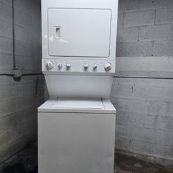 Washer And Dryer Combo W-27inch 