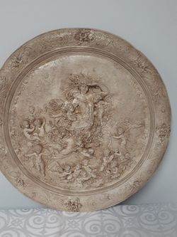 Designer Round Wall Sculpture