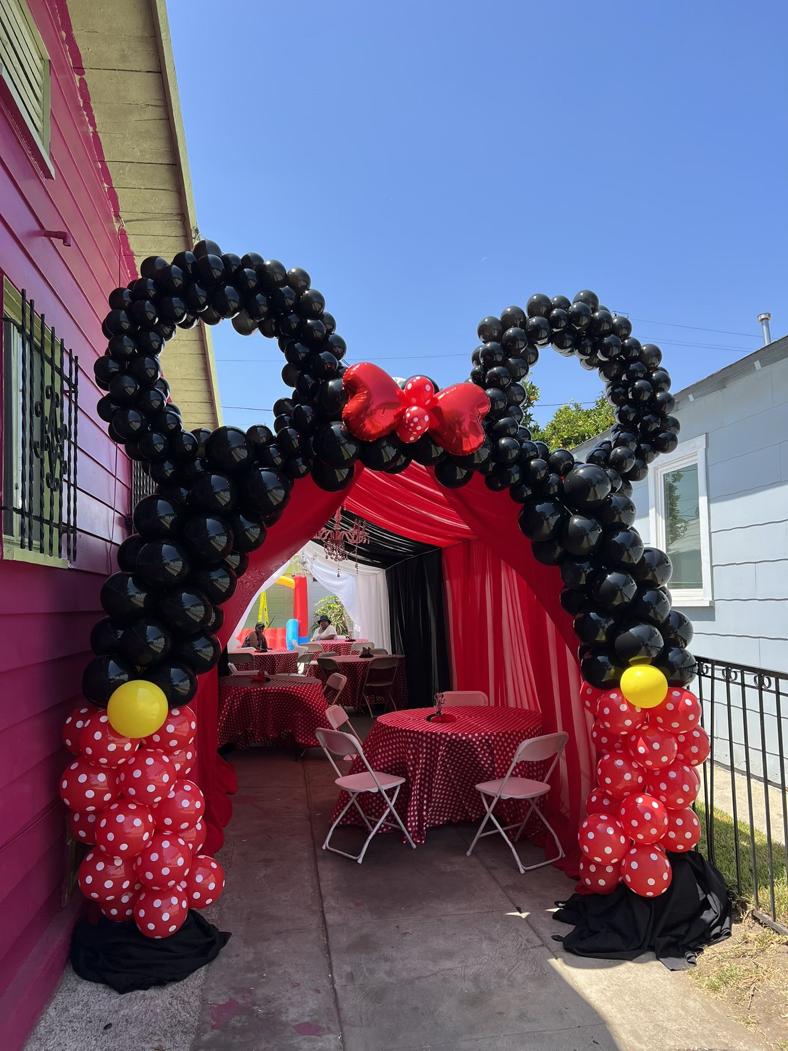 Mickey Mouse Balloon Garland