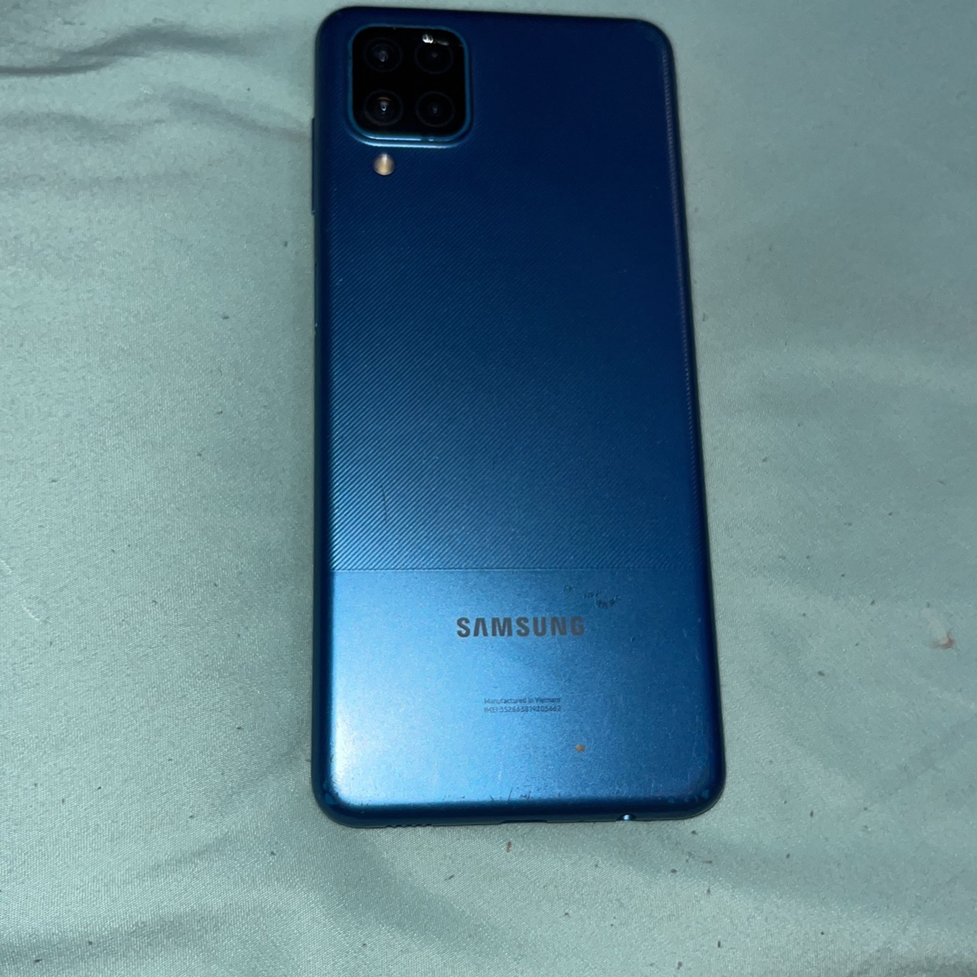 Samsung Galaxy A12