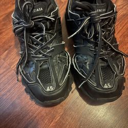 Balenciaga Track