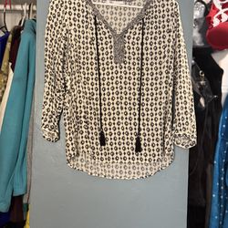 Black & White DR2 Shirt – Size Large