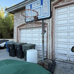 Basketball Hoop – Portable