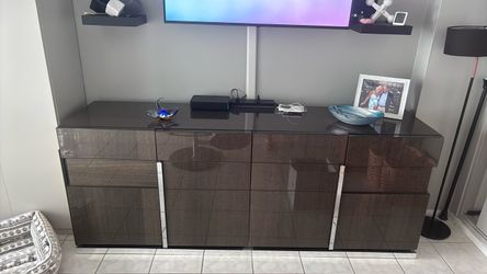 Baer’s Italian Lacquer buffet/credenza