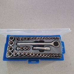 Standard and Metric Socket Set