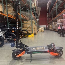 Electric scooter