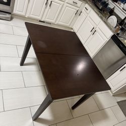 Expanding Dining Table