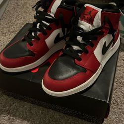 JORDAN KIDS MID BASKETBALL SHOES