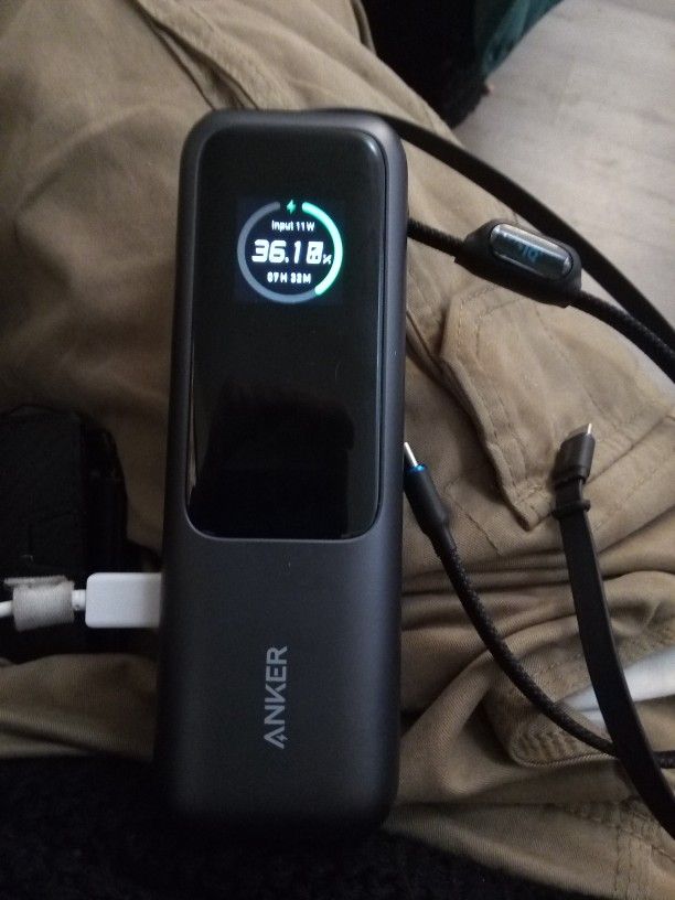 Anker 25k 130w Powebank