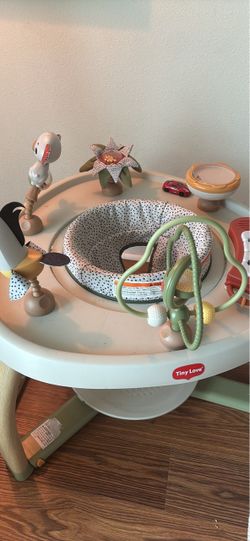 Tiny love Activity Table