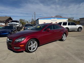 2013 Mercedes-Benz CLS 550 LUXURY & PERFORMANCE!