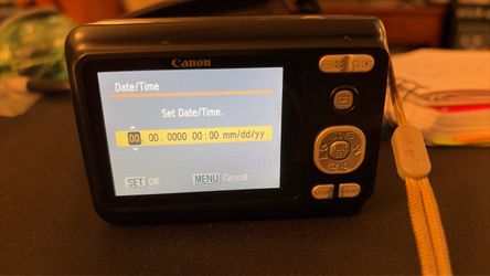 Canon power shot A480 digital camera